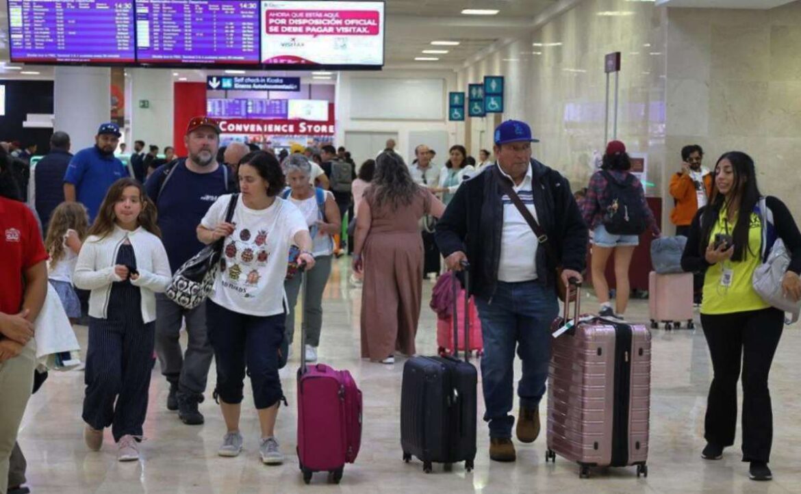 El AIC registró ocho millones 992 mil turistas internacionales, dónde los turistas estadounidenses sumaron 12 millones 89 mil del total.