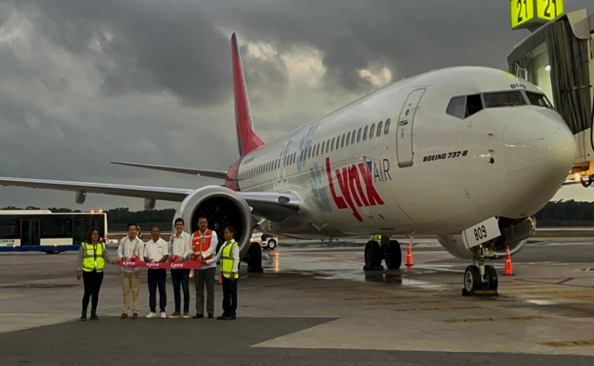 La aerolínea canadiense de bajo costo Lynx Air aterrizó en la Terminal 2 del Aeropuerto Internacional de Cancún (AIC).