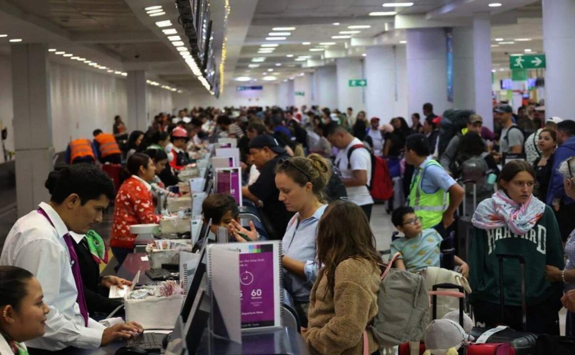 se-desacelera-trafico-de-pasajeros-en-aeropuerto-de-cancun- El Aeropuerto Internacional de Cancún (AIC) inició el año con una desaceleración en su tráfico de pasajeros al crecer apenas 0.8%.