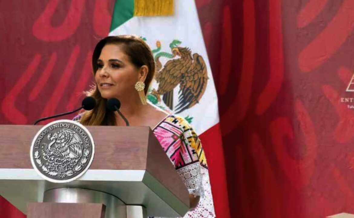 Mara Lezama Espinosa es la primera mujer gobernadora de Quintana Roo, que este año cumple 50 años como Estado Libre y Soberano.