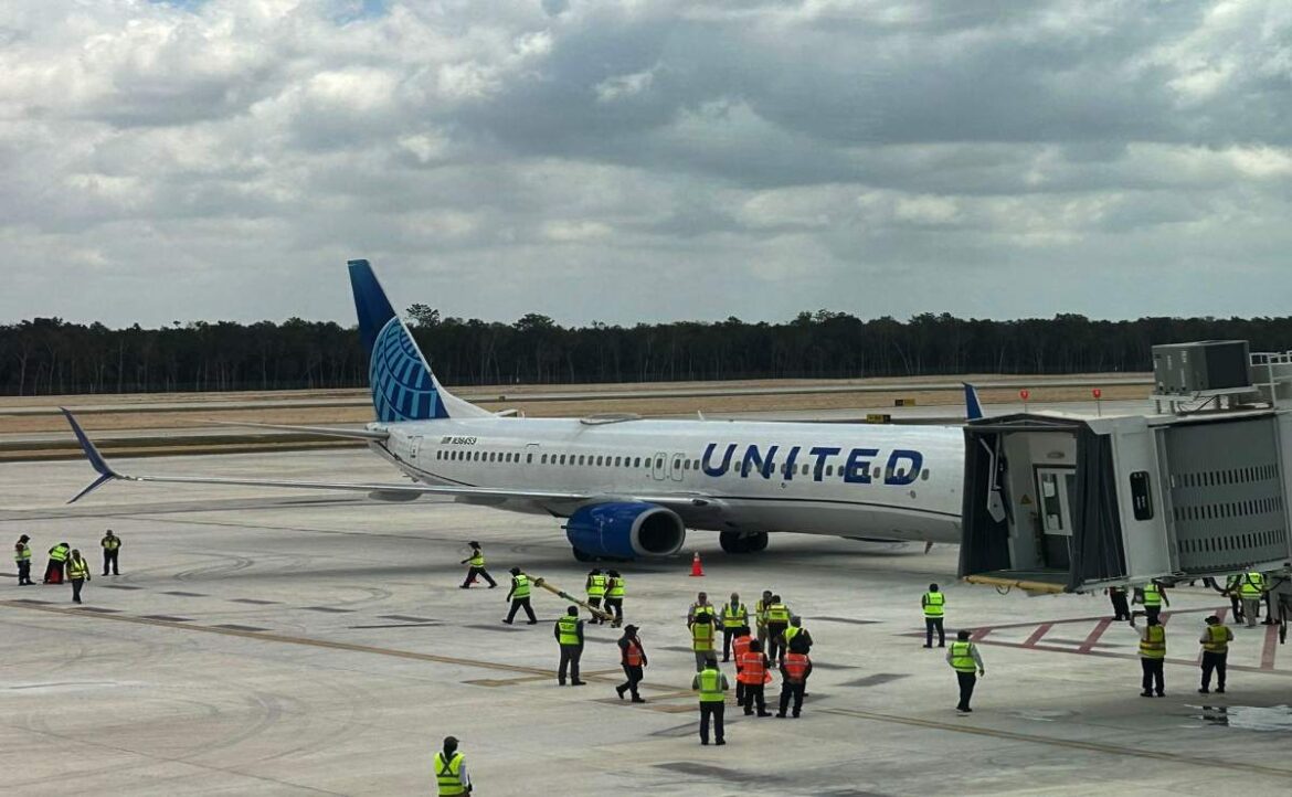 United Airlines se convirtió en la tercera aerolínea internacional en aterrizar en el aeropuerto internacional Felipe Carrillo Puerto de Tulum
