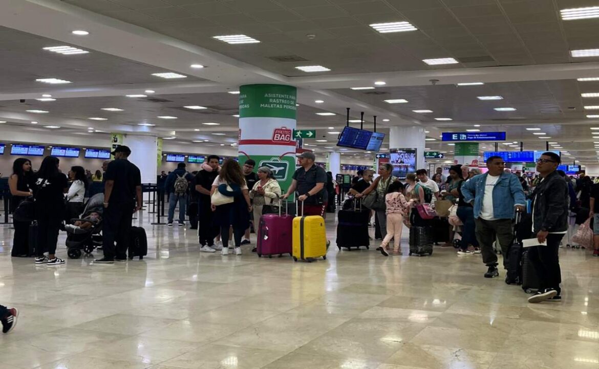 crece-3.2%-el-tráfico-de-pasajeros-en-el-aeropuerto-de-Cancún- El Aeropuerto Internacional de Cancún (AIC) cerró marzo con un crecimiento de 3.2% en el tráfico global de pasajeros.