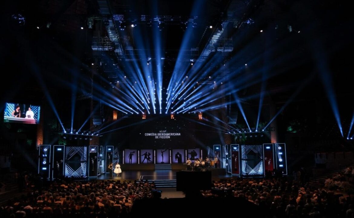 exitosa-XI-Edición-de-los-Premios-Platino-Xcaret- La gala de la XI Edición de los Premios Platino Xcaret, realizada en la Riviera Maya, reforzó la promoción del Caribe Mexicano.