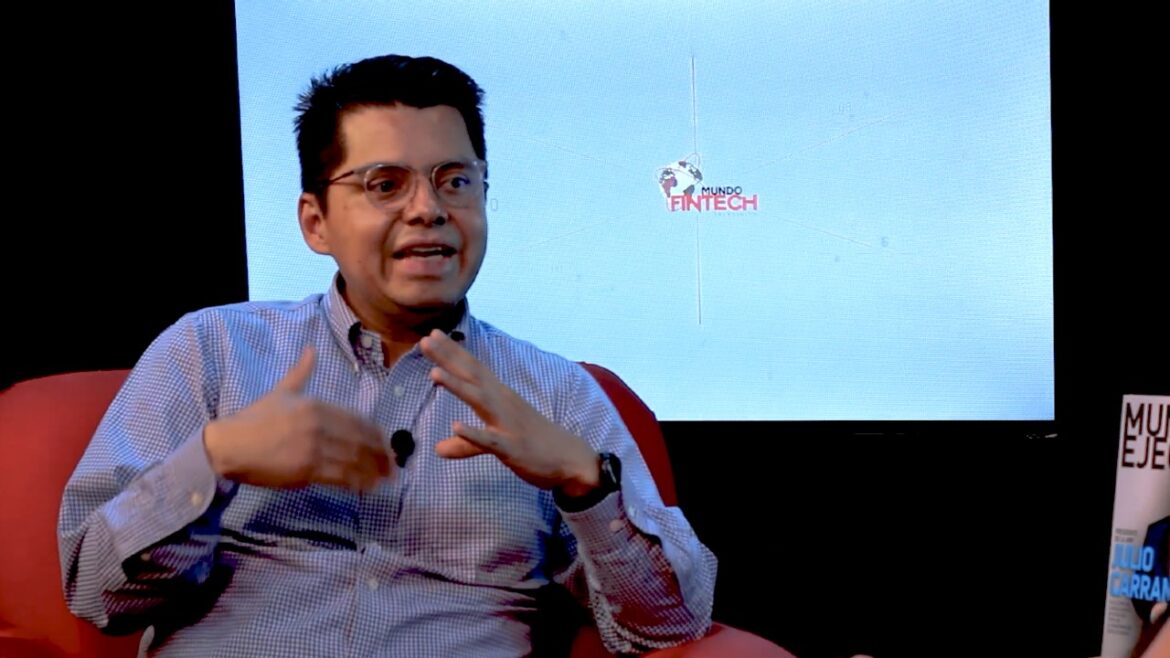 En Mundo FinTech, platicamos con Gustavo Salaiz, acerca de las oportunidades que representan las FinTech para los emprendedores.